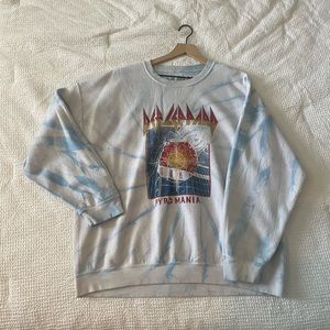 🔥 Def Leopard Urban Outfitters Graphic Crewneck Sweatshirt Oversized S/M 🔥